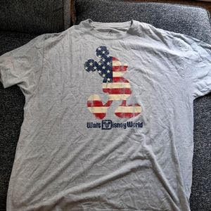Disney World Mickey Mouse Americana  T-shirt
